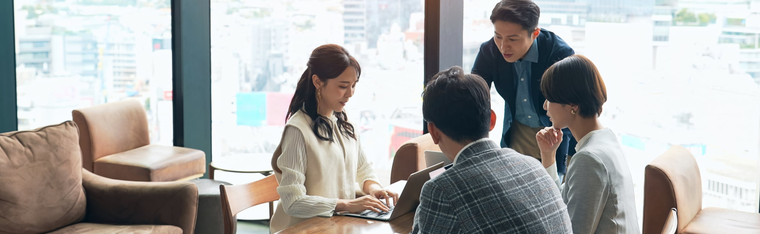 熱狂を巡らせ、人々の前進をつくる